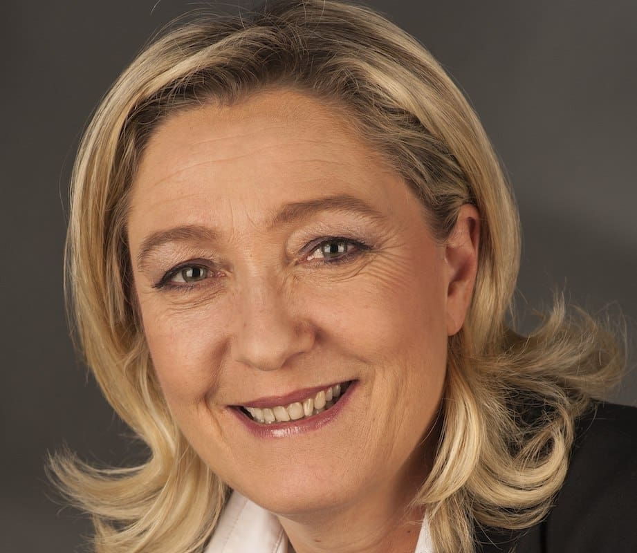 You are currently viewing Affaire des assistants parlementaires du FN : Procès requis contre Marine Le Pen et 26 autres personnes