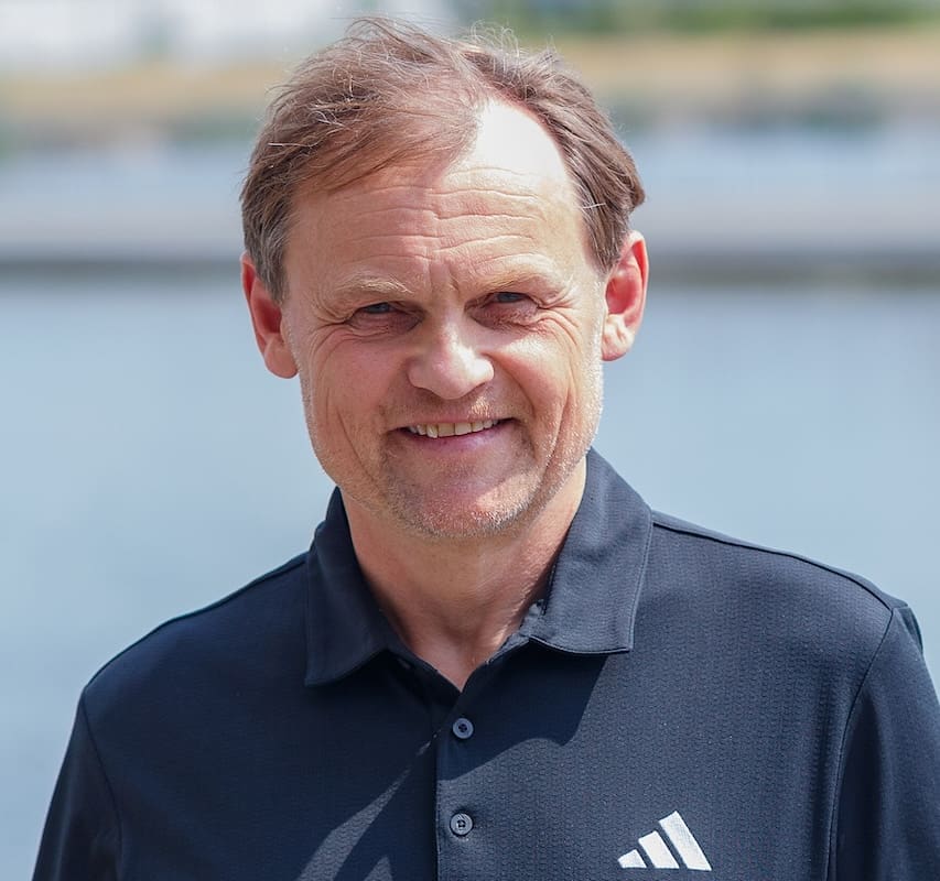 You are currently viewing Changements audacieux et controverses : Le nouveau cap d’Adidas sous la direction de Björn Gulden