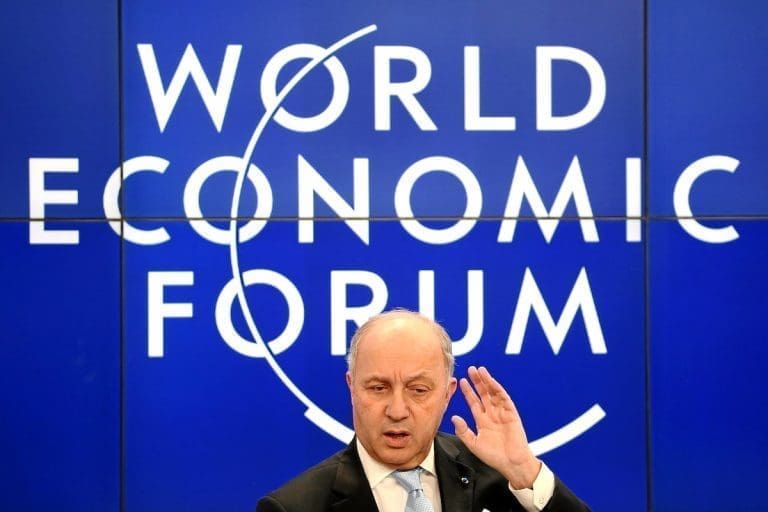 Lire la suite à propos de l’article Le contributeur du FEM, Laurent Fabius, nie avoir rendu service au gouvernement sur la Loi Immigration