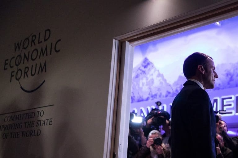 Lire la suite à propos de l’article Le président français et contributeur du FEM sera la star de Davos 2024