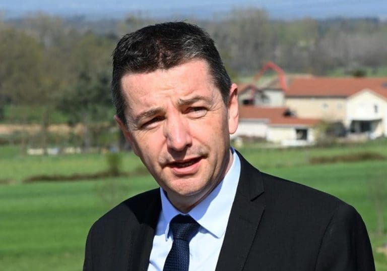 Lire la suite à propos de l’article Saint-Etienne : La nouvelle stratégie de défense de Gaël Perdriau