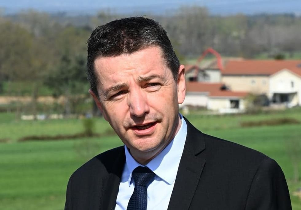 You are currently viewing Saint-Etienne : La nouvelle stratégie de défense de Gaël Perdriau