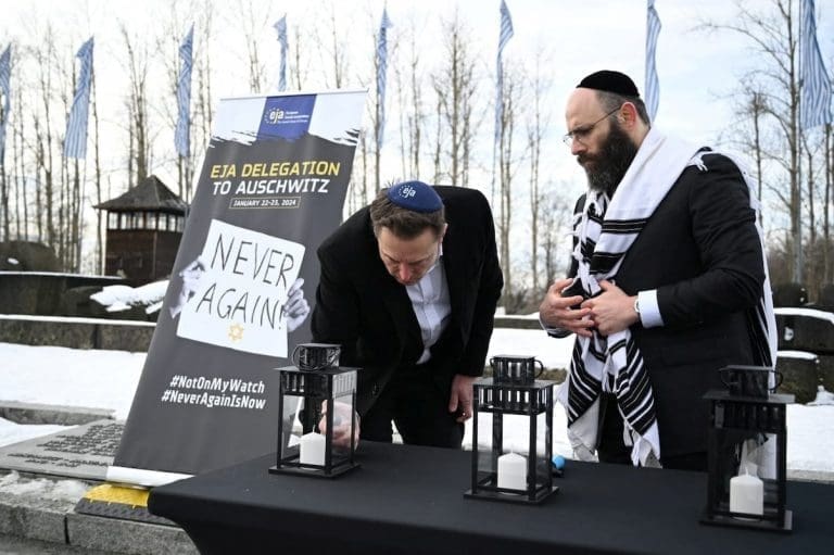 Lire la suite à propos de l’article Visite d’Elon Musk à Auschwitz-Birkenau