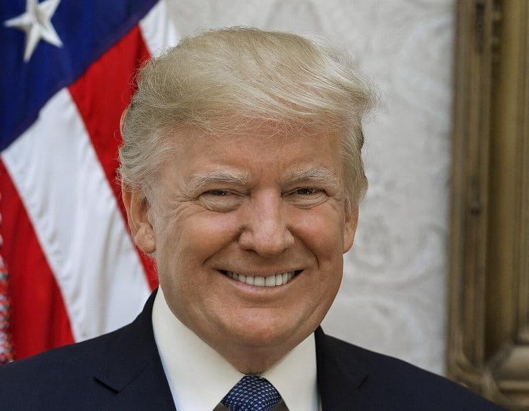 Lire la suite à propos de l’article Etats-Unis : L’Affaire d’ingérence électorale présumée contre Trump reportée après le « Super Tueday »