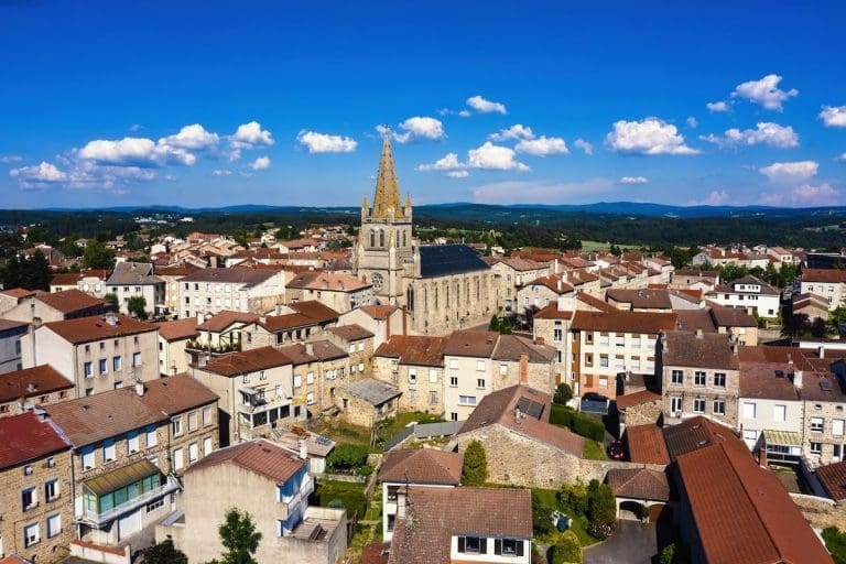 Lire la suite à propos de l’article Haute Loire : Sainte Sigolène accueille un Forum de l’emploi spécialisé en plasturgie