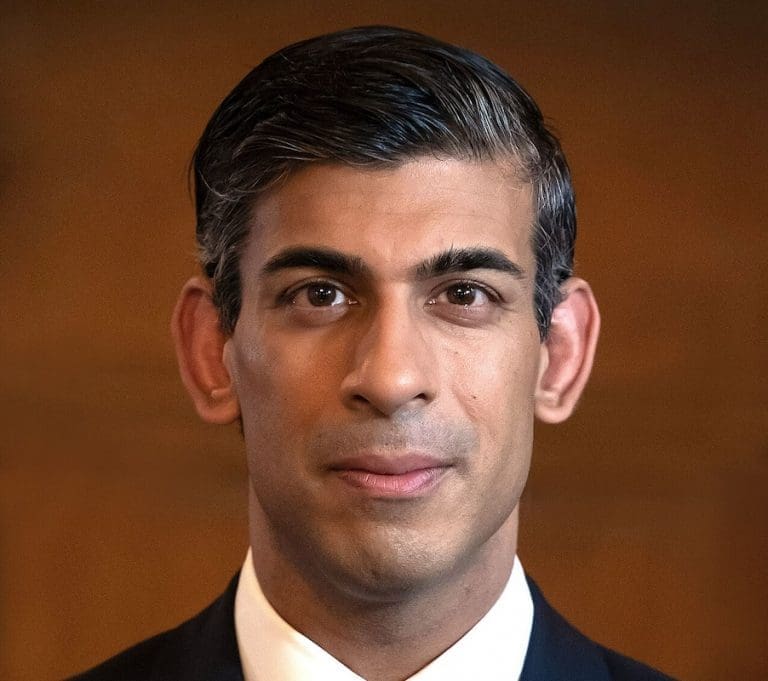 Lire la suite à propos de l’article Le Royaume-Uni aurait proposé un plan d’intervention de l’OTAN en Ukraine selon l’agence de presse russe Ria Novosti