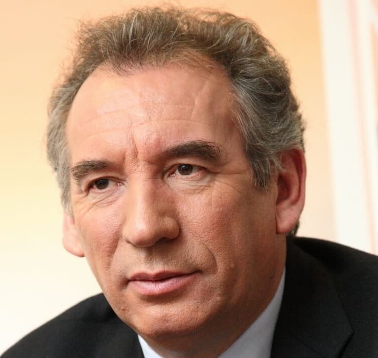 Lire la suite à propos de l’article Le parquet fait appel de la relaxe de François Bayrou dans l’affaire des assistants parlementaires européens du MoDem