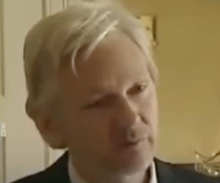 Lire la suite à propos de l’article Quand Julian Assange évoquait la responsabilité des médias dans la genèse des guerres