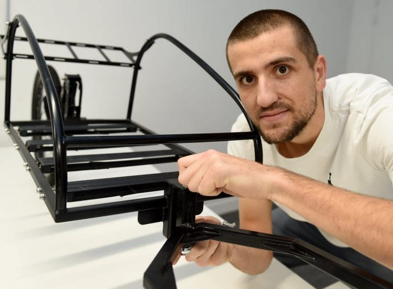 Lire la suite à propos de l’article Saint-Etienne : Hiklay révolutionne le voyage à vélo avec sa remorque écoresponsable R23