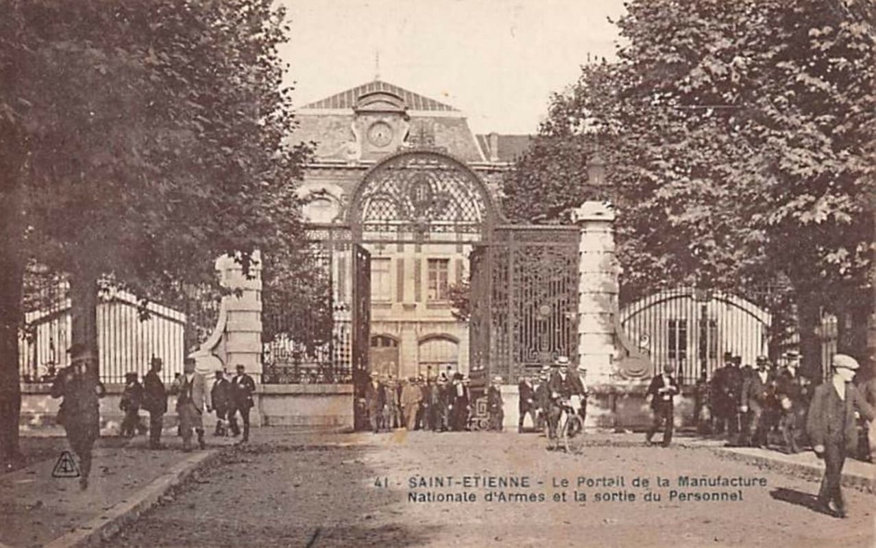 You are currently viewing Saint-Etienne : La Manu, des souvenirs et de beaux restes