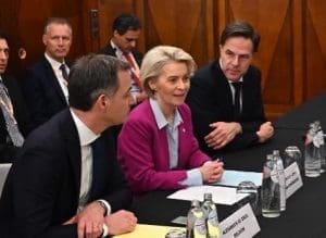 Lire la suite à propos de l’article Ursula Von Der Leyen s’engage à réduire la charge administrative des agriculteurs