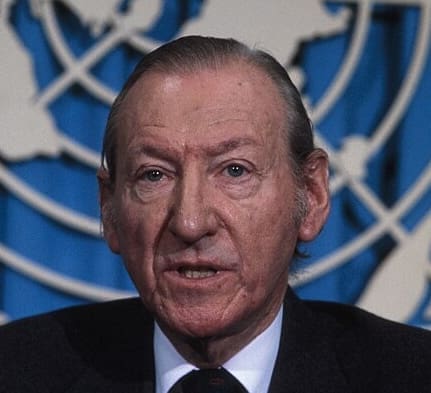 Lire la suite à propos de l’article Kurt Waldheim : L’histoire incroyable de l’ancien secrétaire général des Nations unies et ancien nazi