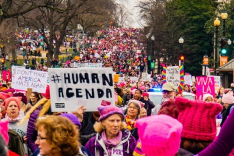 Lire la suite à propos de l’article La constitutionnalisation de l’IVG au coeur de l’agenda mondial ?