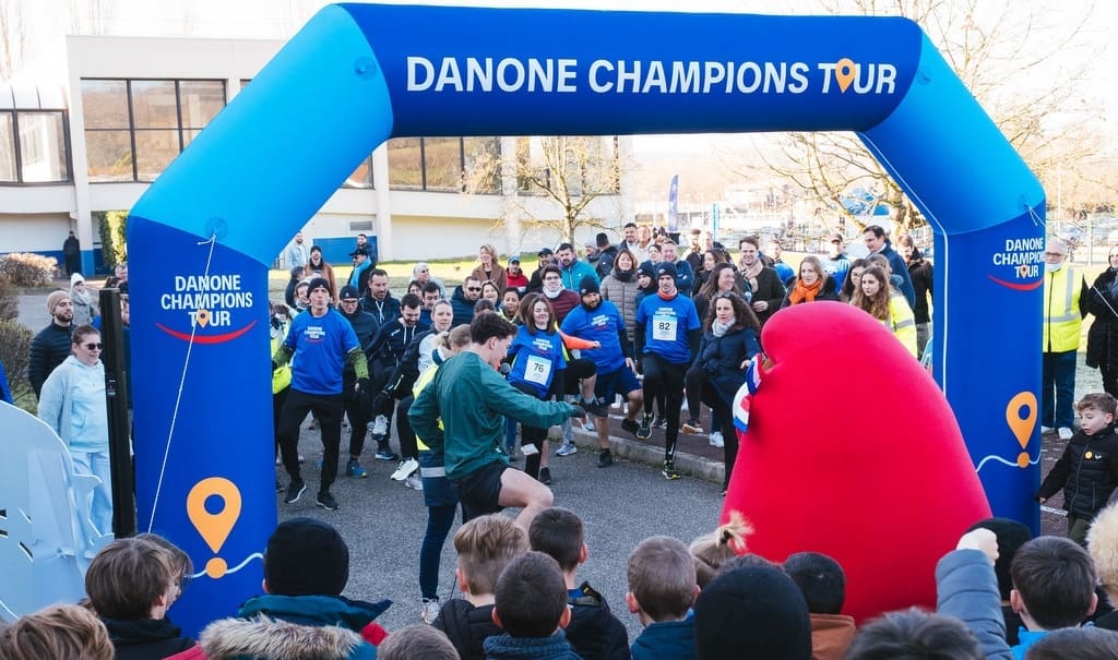 You are currently viewing Le Danone Champions Tour : Un relais sportif d’envergure en Auvergne-Rhône-Alpes