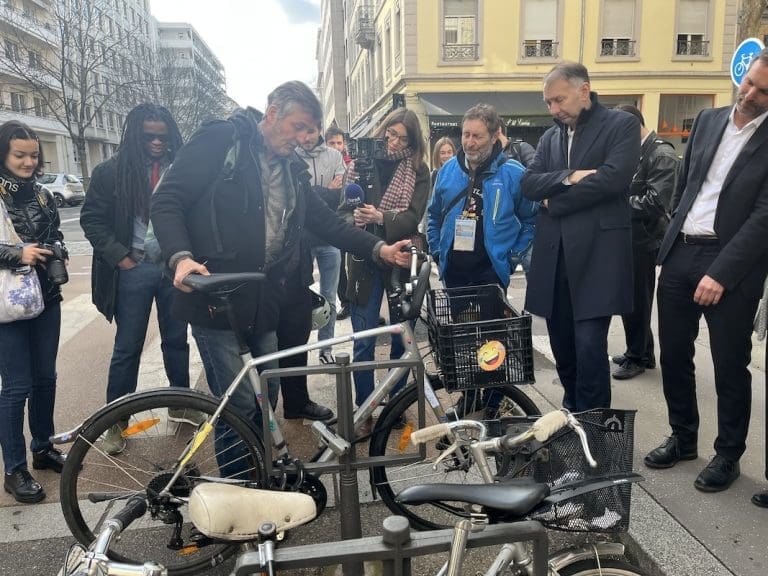 Lire la suite à propos de l’article Lyon : La Métropole et ses partenaires se mobilisent contre le vol de vélo