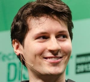 Lire la suite à propos de l’article Pavel Durov : Equivalent russe d’Elon Musk ou de Mark Zuckerberg ?