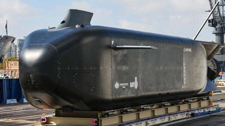 Lire la suite à propos de l’article « Ghost Shark » : Le drone sous-marin géant d’Anduril, nouvel acteur majeur de la Defense