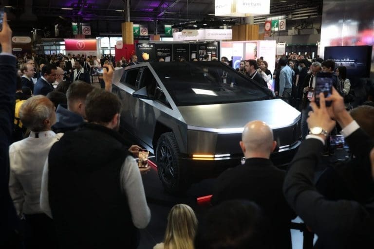 Lire la suite à propos de l’article Le Tesla Cybertruck fait sa première apparition en France au Salon Vivatech 2024