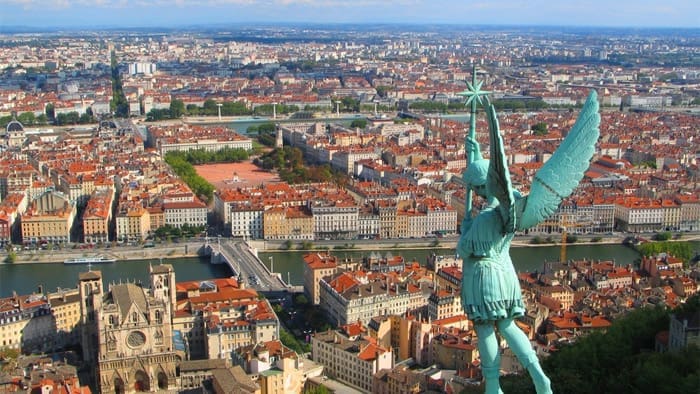 Lire la suite à propos de l’article Lyon : ENSEMBLE! appelle à une assemblée générale extraordinaire pour réaffirmer l’unité à gauche