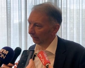 Lire la suite à propos de l’article Lyon : Le président de la Métropole Bruno Bernard déplore la mise à l’arrêt du projet de RER Lyonnais par la Région