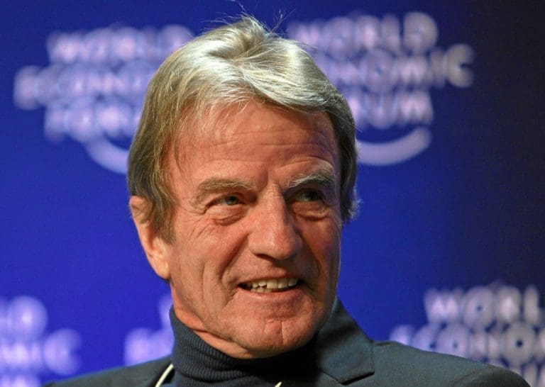 Lire la suite à propos de l’article Quand Berand Kouchner appelait les Young Globals Leaders du Forum économique mondial à mettre en place un système d’assurance-maladie universelle