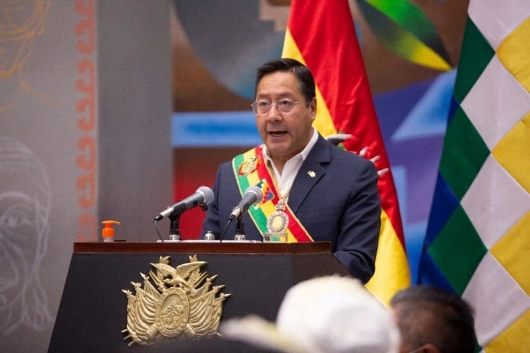 Lire la suite à propos de l’article Bolivie : Un « coup d’Etat » déjoué, le président Luis Arce va sans doute durcir sa politique