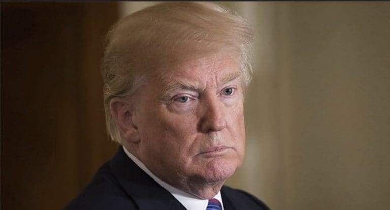 Lire la suite à propos de l’article Etats-unis : En plein procès, Donald Trump, est soutenu massivement par des dons