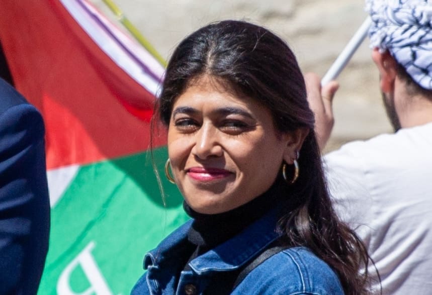 You are currently viewing Européennes 2024 : L’Insoumise Rima Hassan élue au Parlement européen