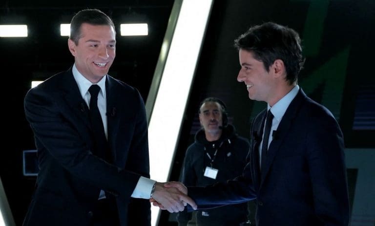 Lire la suite à propos de l’article Gabriel Attal condamne une agression homophobe perpétrée par des militants du GUD, anciennement présidé par le père de la petite amie de Bardella