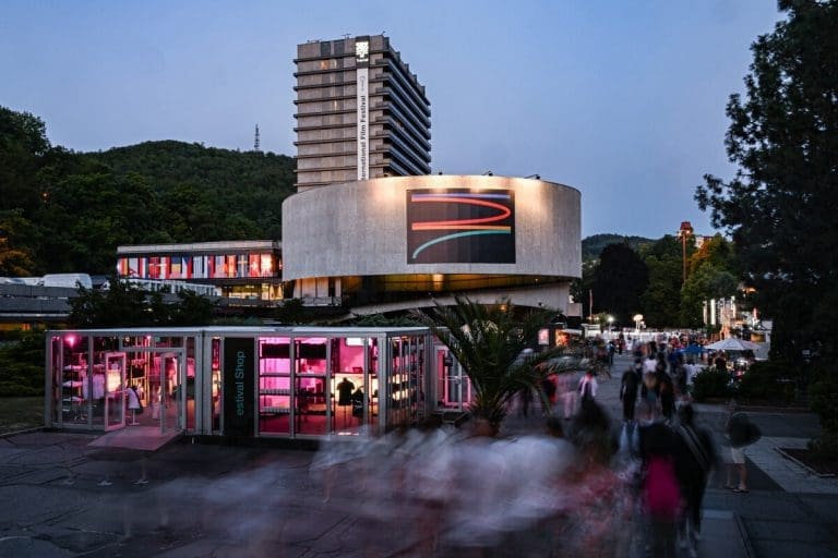 Lire la suite à propos de l’article KVIFF, un festival d’Europe de l’Est qui glisse à l’Ouest