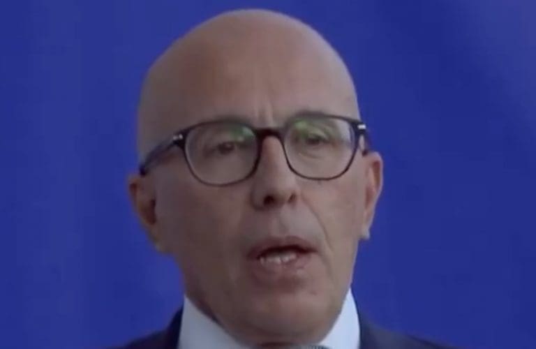 Lire la suite à propos de l’article Législatives 2024 : Éric Ciotti appelle à l’union des forces de droite