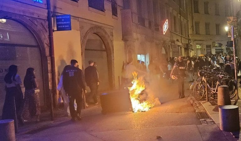 Lire la suite à propos de l’article Lyon : La Manifestation anti-RN tourne aux affrontements