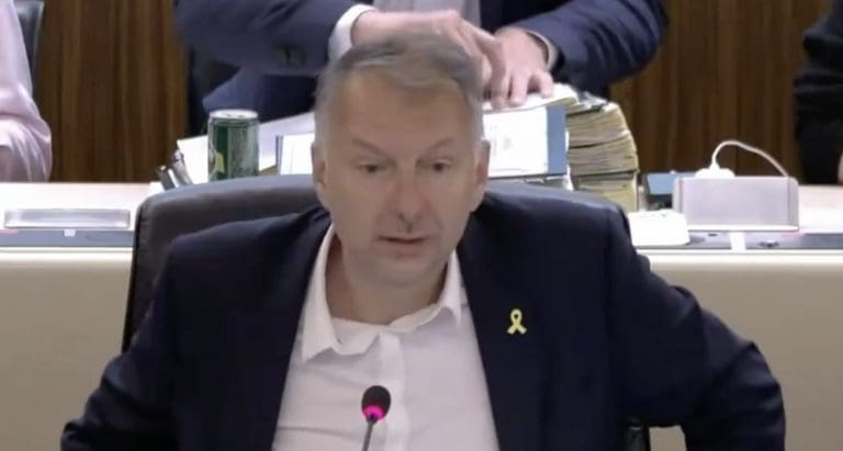 Lire la suite à propos de l’article Lyon : Bruno Bernard annonce qu’il soutiendra »tous les candidats en duel avec l’extrême droite » lors des législatives