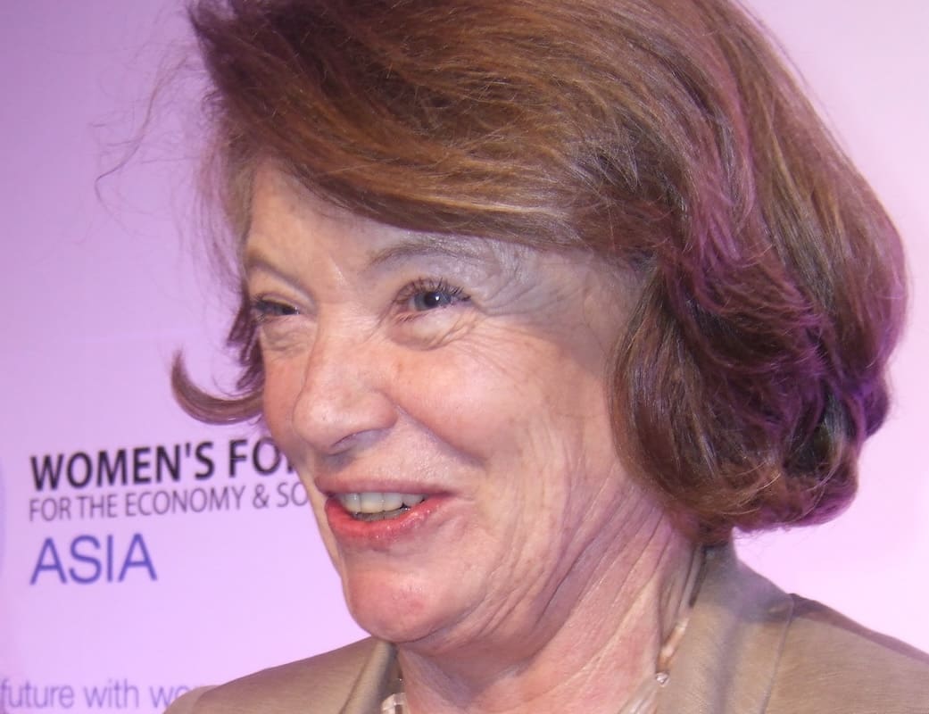 You are currently viewing Mort d’Hubert Zieseniss : L’absence remarquée de sa femme proche du WEF à des obsèques pourtant très discrètes