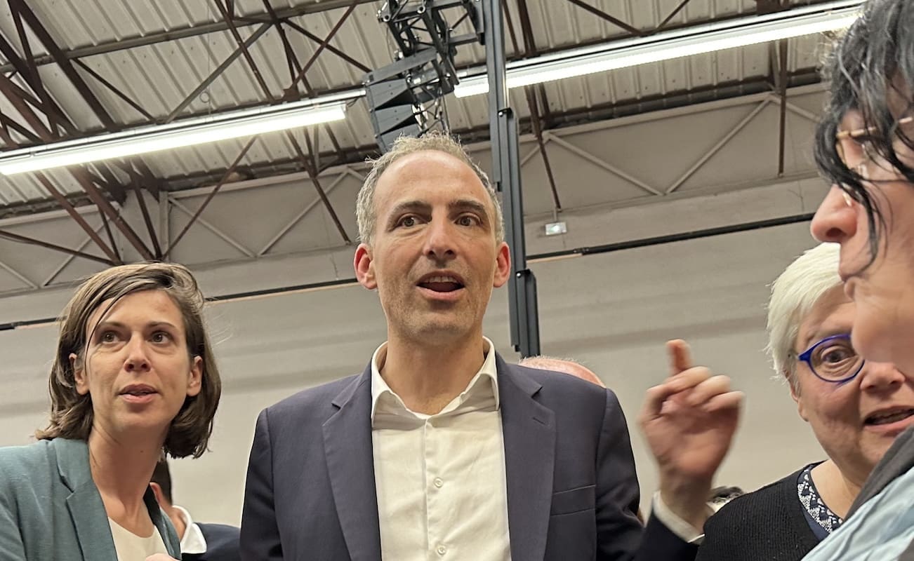 You are currently viewing Raphaël Glucksmann mis à l’écart par les aspirations d’unité du peuple de gauche