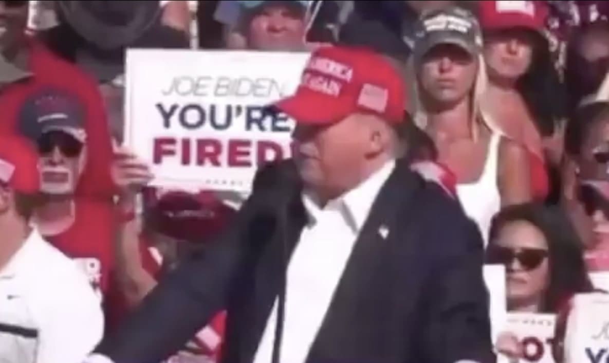 You are currently viewing Etats-Unis : Donald Trump cible d’une attaque lors d’un meeting en Pennsylvanie