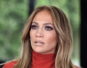 Lire la suite à propos de l’article Etats-unis : Jennifer Lopez célèbre son anniversaire avec une fête sur le thème de Bridgerton