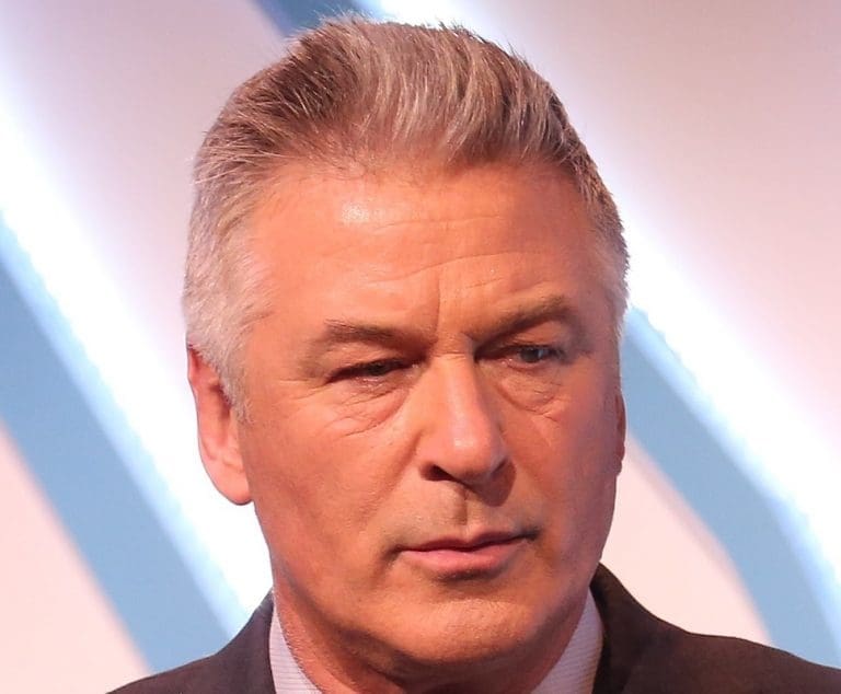 Lire la suite à propos de l’article Le procès d’Alec Baldwin, un tournant pour Hollywood