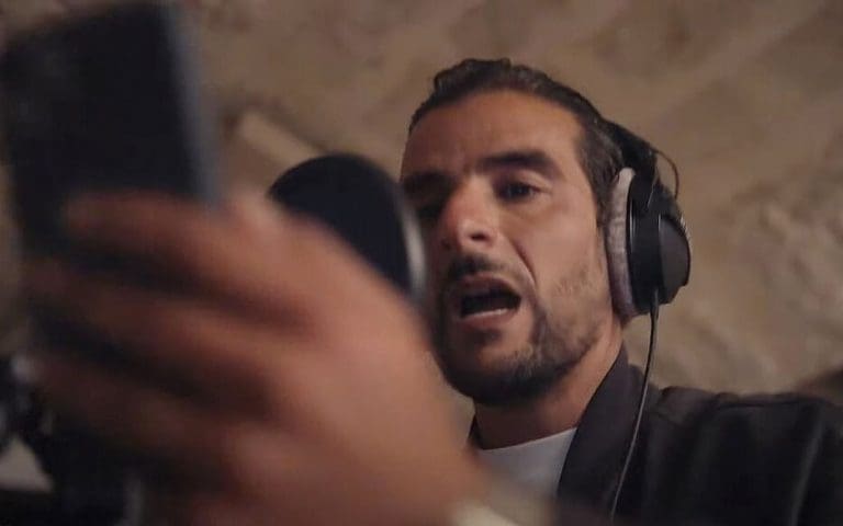 Lire la suite à propos de l’article “No Pasaran”, un morceau anti-RN qui marque le retour du rap engagé ?