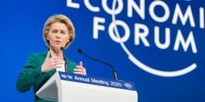 Lire la suite à propos de l’article Ursula von der Leyen réélue à la tête de la Commission européenne pour un second mandat