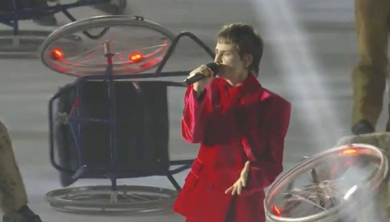 You are currently viewing Jeux paralympiques de Paris 2024 : La transidentité et la non-binarité au centre de la cérémonie d’ouverture