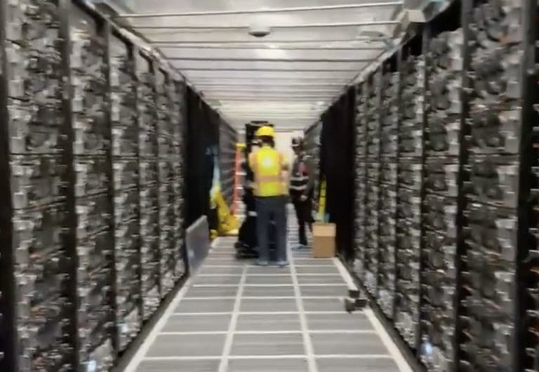 Lire la suite à propos de l’article Colossus : Le nouveau géant de l’IA d’Elon Musk redéfinit les normes