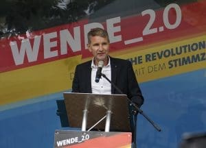 Lire la suite à propos de l’article L’ascension de l’AfD en Allemagne : Une menace locale qui gagne du Terrain