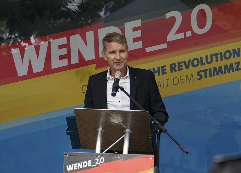 Lire la suite à propos de l’article L’ascension de l’AfD en Allemagne : Une menace locale qui gagne du Terrain
