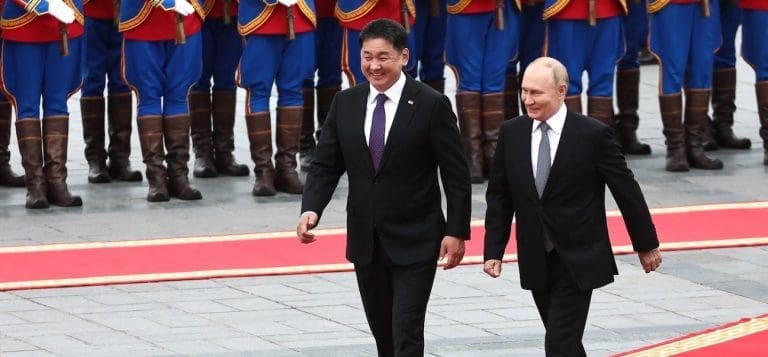 Lire la suite à propos de l’article Mongolie : Poutine accueilli en grande pompe, malgré le mandat d’arrêt de la CPI