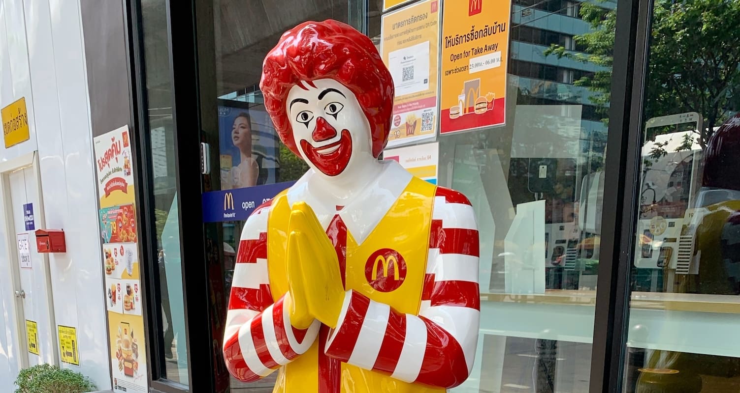 You are currently viewing Pourquoi Ronald McDonald a disparu des campagnes publicitaires de McDo ?