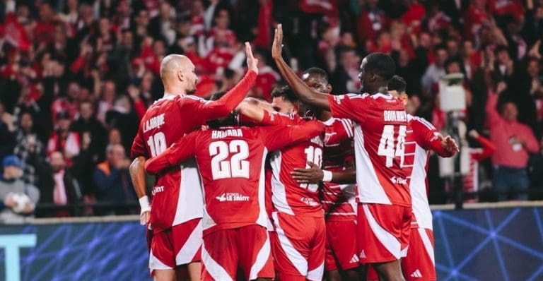 Lire la suite à propos de l’article Brest accroche un nul méritoire face au Bayer Leverkusen en Ligue des Champions