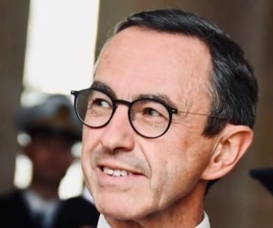 You are currently viewing Bruno Retailleau ouvert à des solutions « innovantes » pour le transfert de migrants hors de l’Union européenne