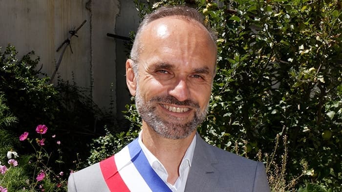 You are currently viewing Croix-Rousse : Le maire Rémi Zinck estime que le format actuel de la vogue des marrons doit être adapté