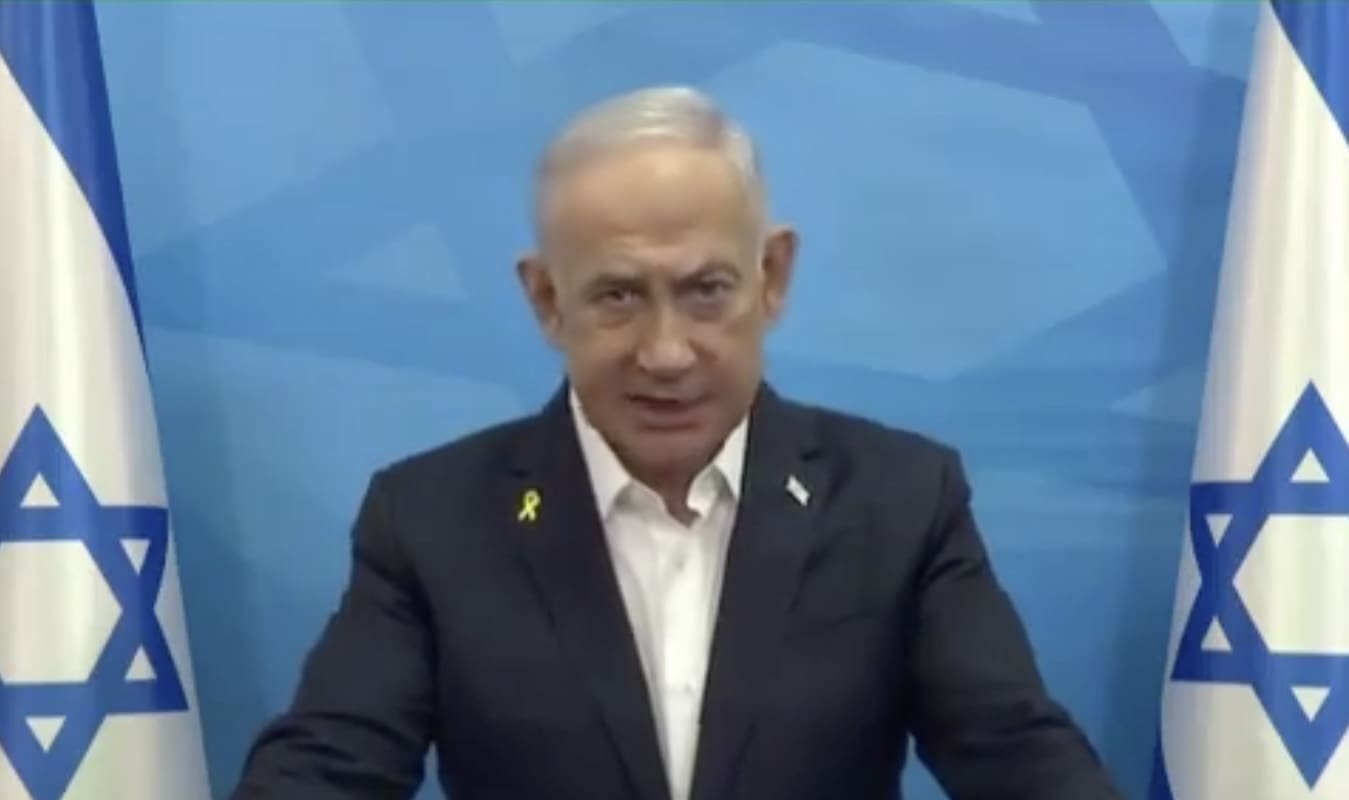 You are currently viewing Netanyahou répond fermement à l’appel de Macron à l’arrêt des livraisons d’armes à Israël